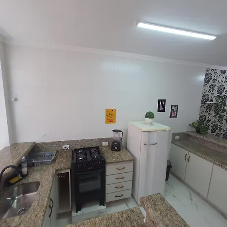 Beira Mar Tupi: Beachfront 2-Bedroom with Wi-Fi & Parking Praia Grande  Exterior photo