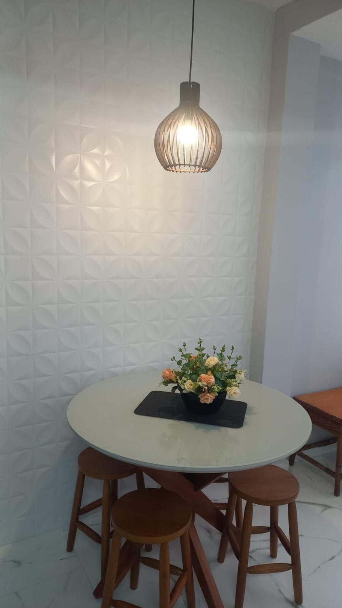 Beira Mar Tupi: Beachfront 2-bedroom With Wi-fi & Parking *