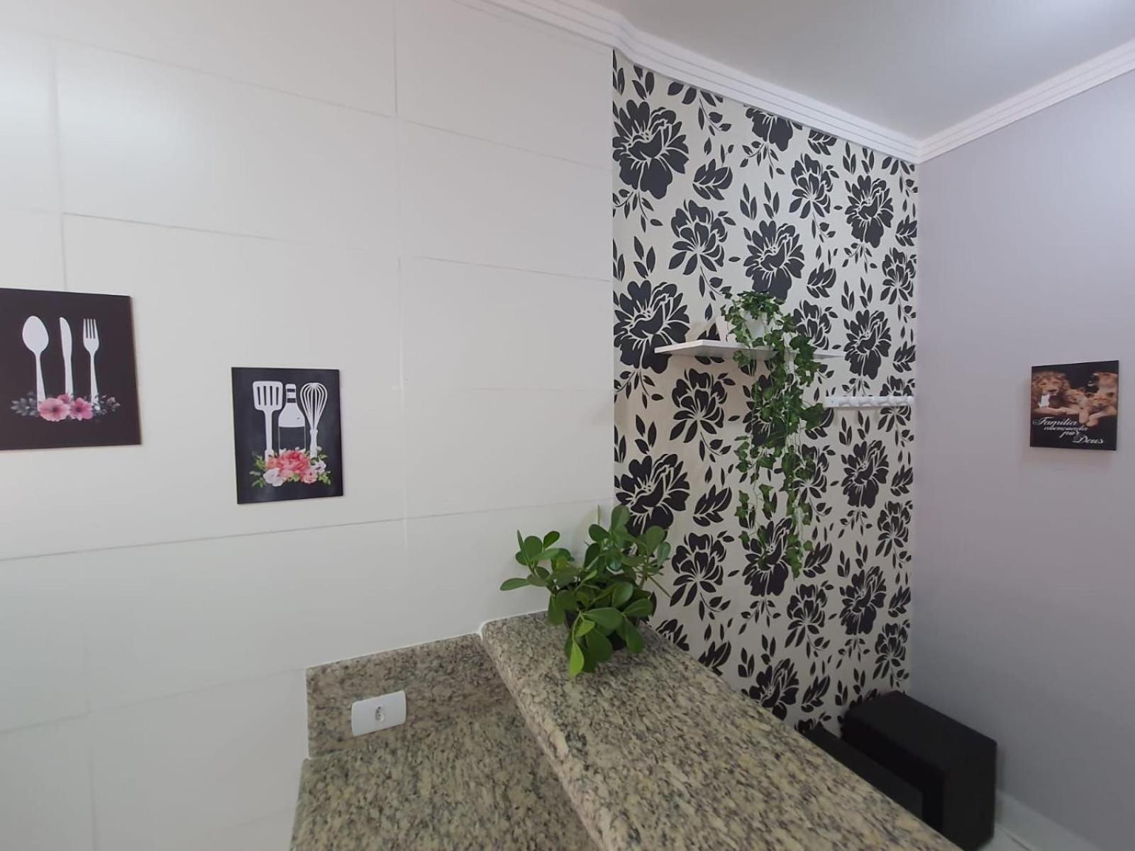 Beira Mar Tupi: Beachfront 2-bedroom With Wi-fi & Parking